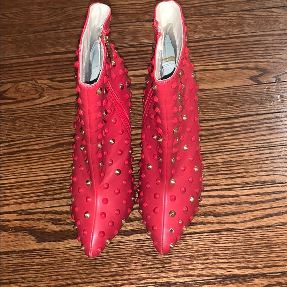 Nice studded boots candy apple red size 7